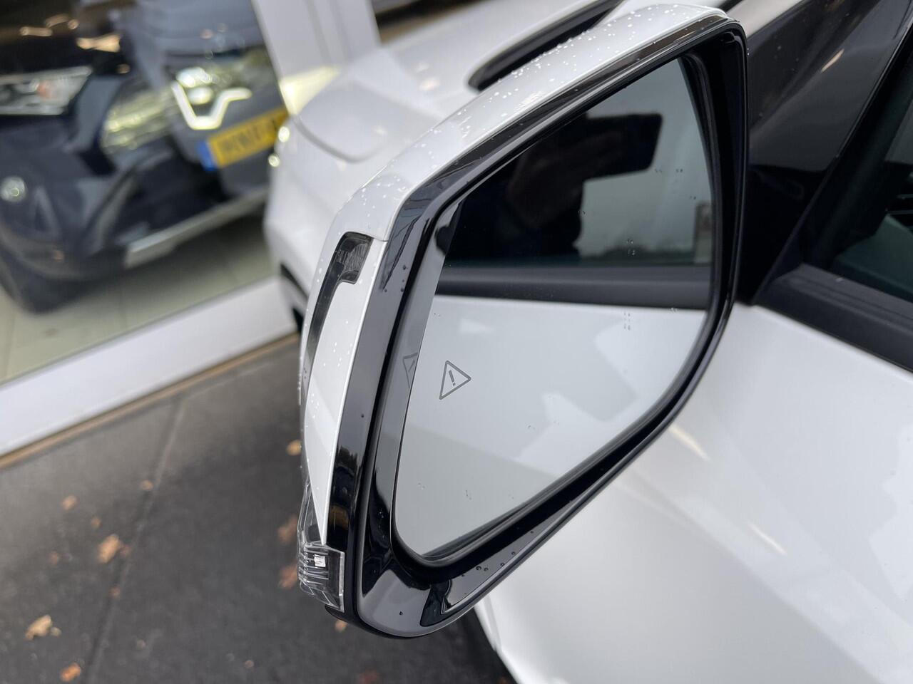 KIA e-Niro EV Edition Advanced 64.8 kWh Dodehoeksensoren | Stoelverwarming | Stuurverwarming | Navigatie | Apple Carplay & Android Auto enz.