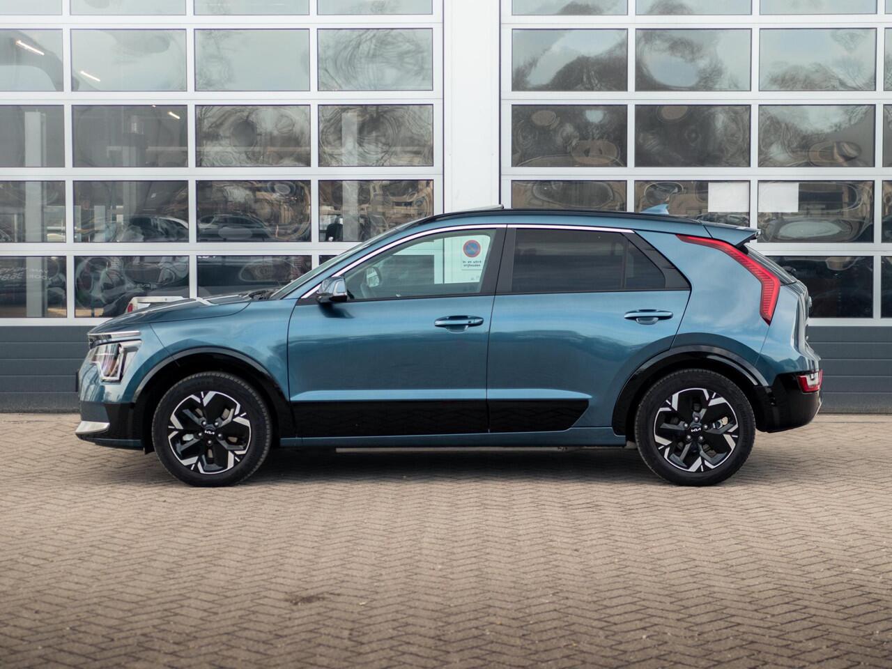 KIA e-Niro EV Plus 64.8 kWh l Lederlook bekleding l Stoelverwarming l El. verstelbare stoelen l