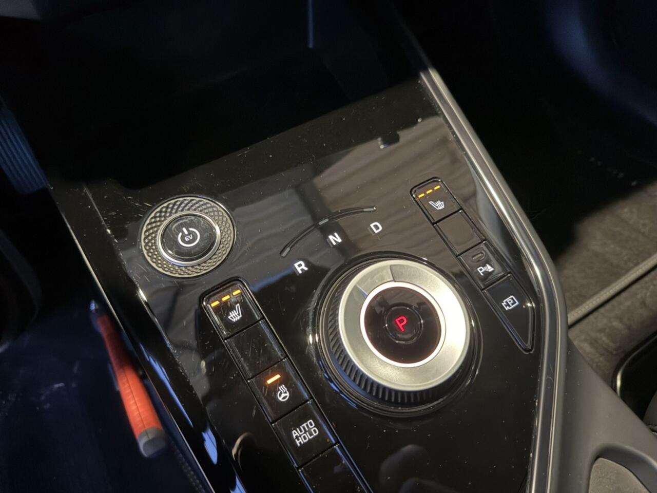 KIA e-Niro EV Light Advanced 64,8kWh 204PK - ZEER COMPLEET!! LAGE KM!!!