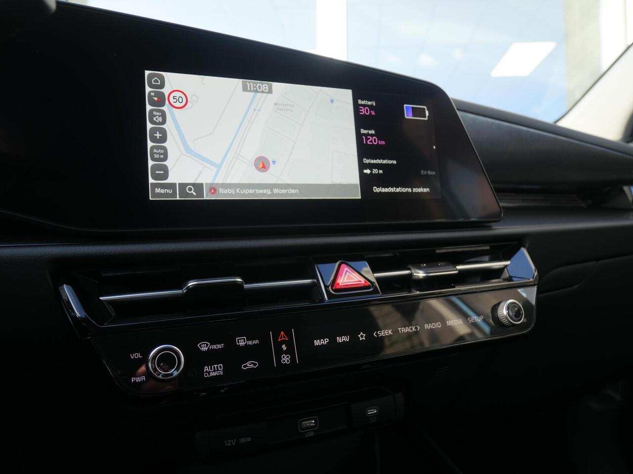 KIA e-Niro EV Light Advanced 64.8 kWh OP VOORRAAD | Carplay | Camera | Stoel-stuurverwarming |