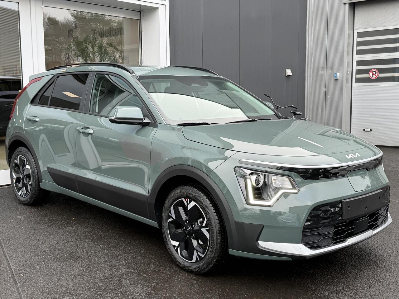 KIA e-Niro EV Limited Edition 64.8 kWh NU Rijklaar ¤. 33.445,= inclusief alle lopende Kia & Kooijman acties!!! Direct leverbaar!! verschillende kleuren!!