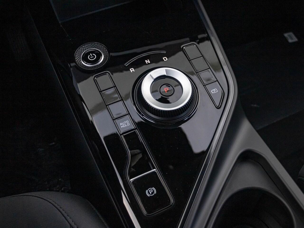 KIA e-Niro EV Light Advanced 64.8 kWh NW AUTO ! 28-02-2026 | Vlot rijden mogelijk !