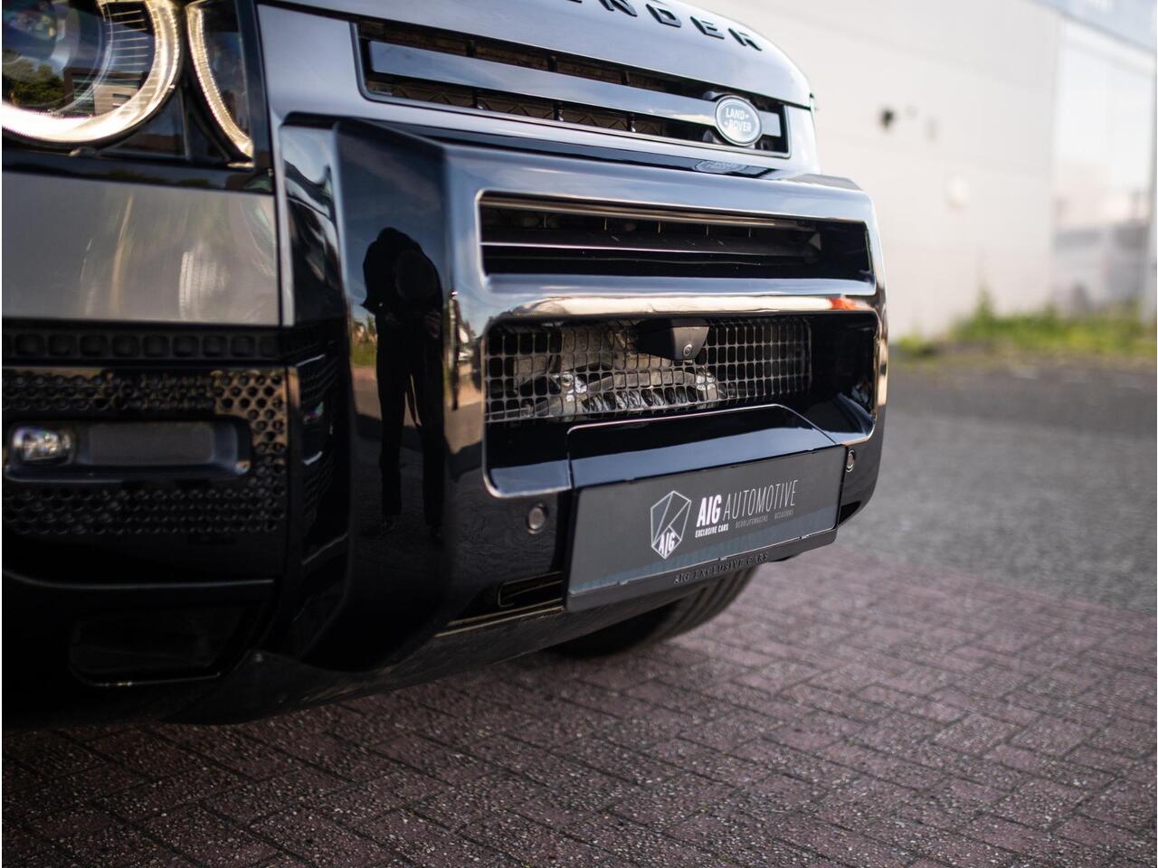 Land Rover DEFENDER 110 2.0 D200 110 HSE X-Dynamic | Luchtvering | Meridian | Leder | 360° Camera | Keyless | 23"