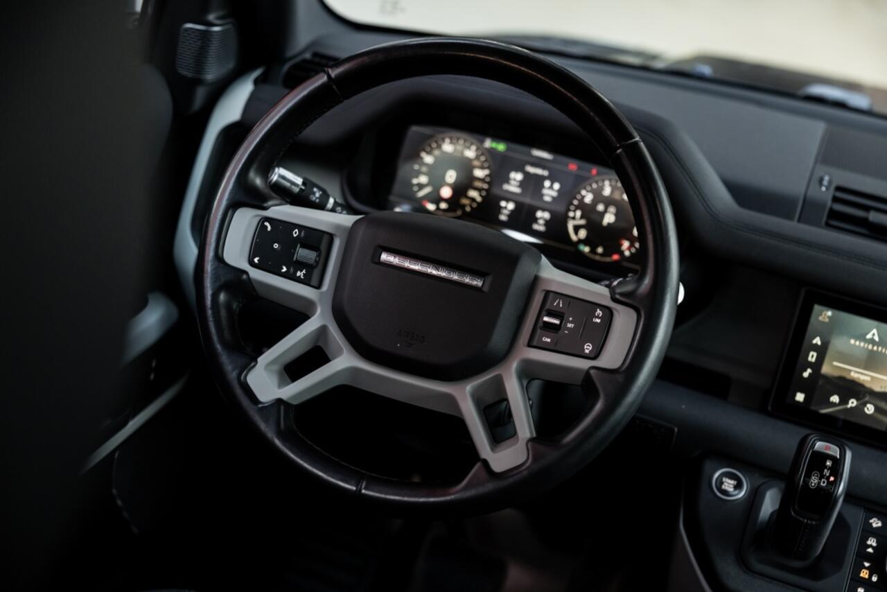 Land Rover DEFENDER 110 3.0 P400 110 HSE