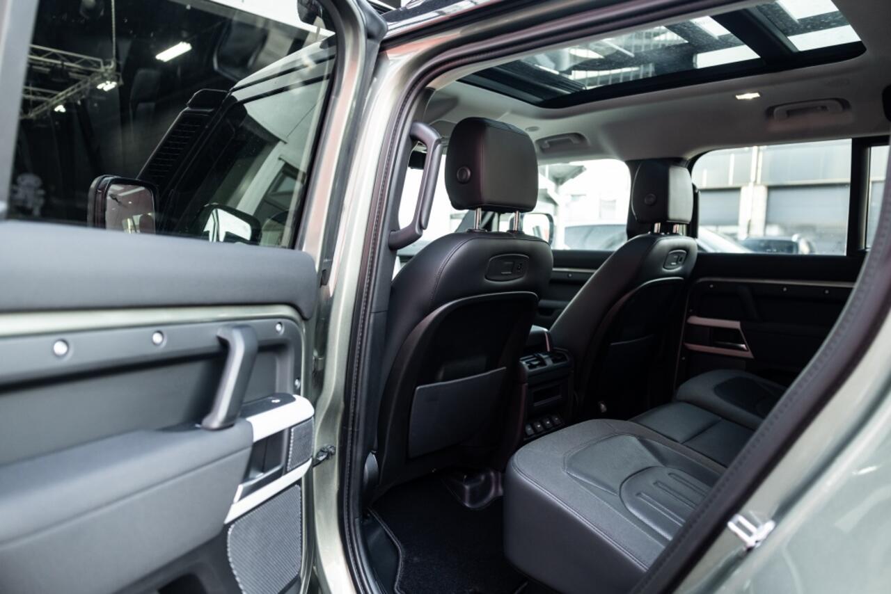 Land Rover DEFENDER 110 3.0 P400 110 HSE