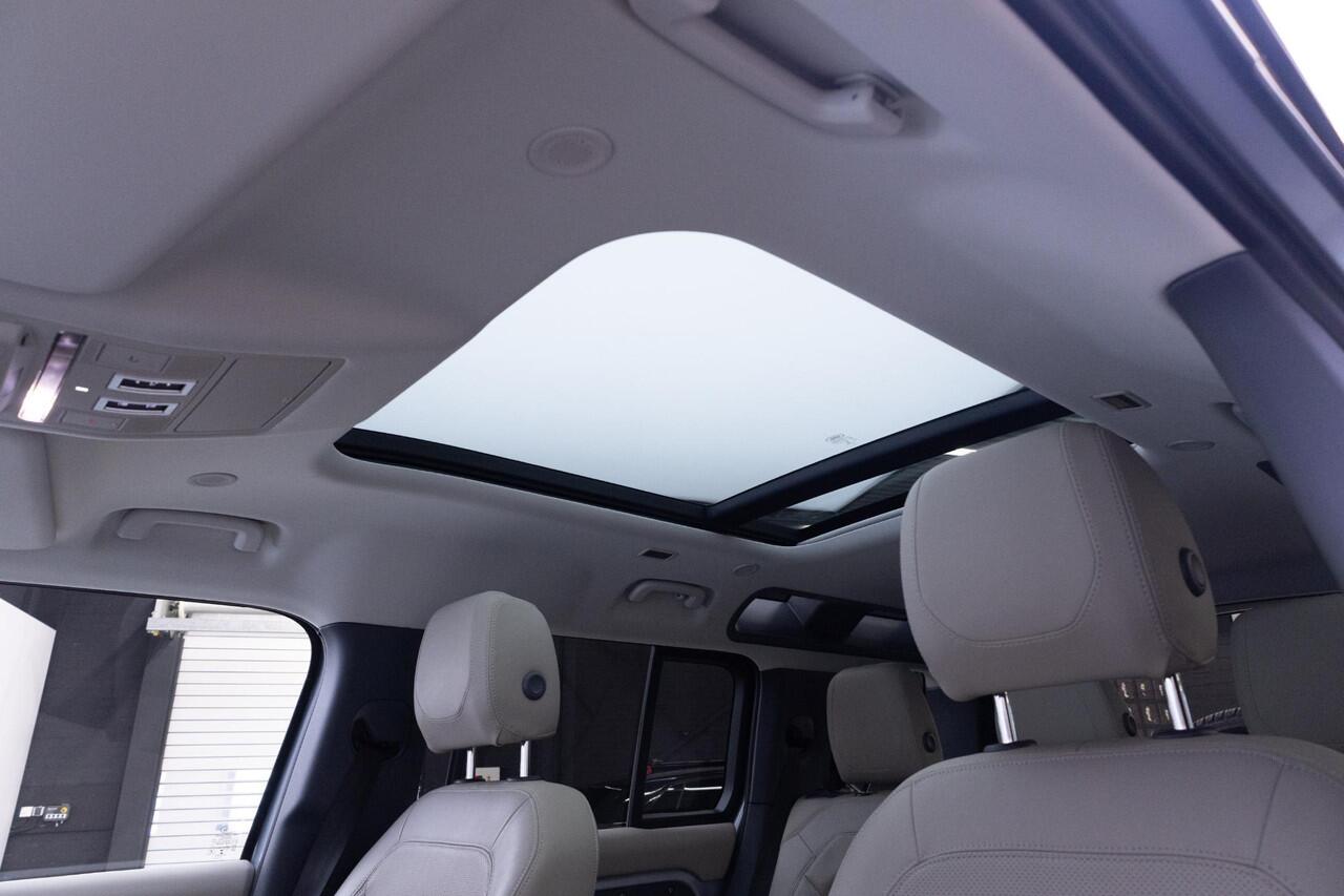 Land Rover DEFENDER 110 2.0 P400e 110 S | Cold Climate Pack | Panoramadak |