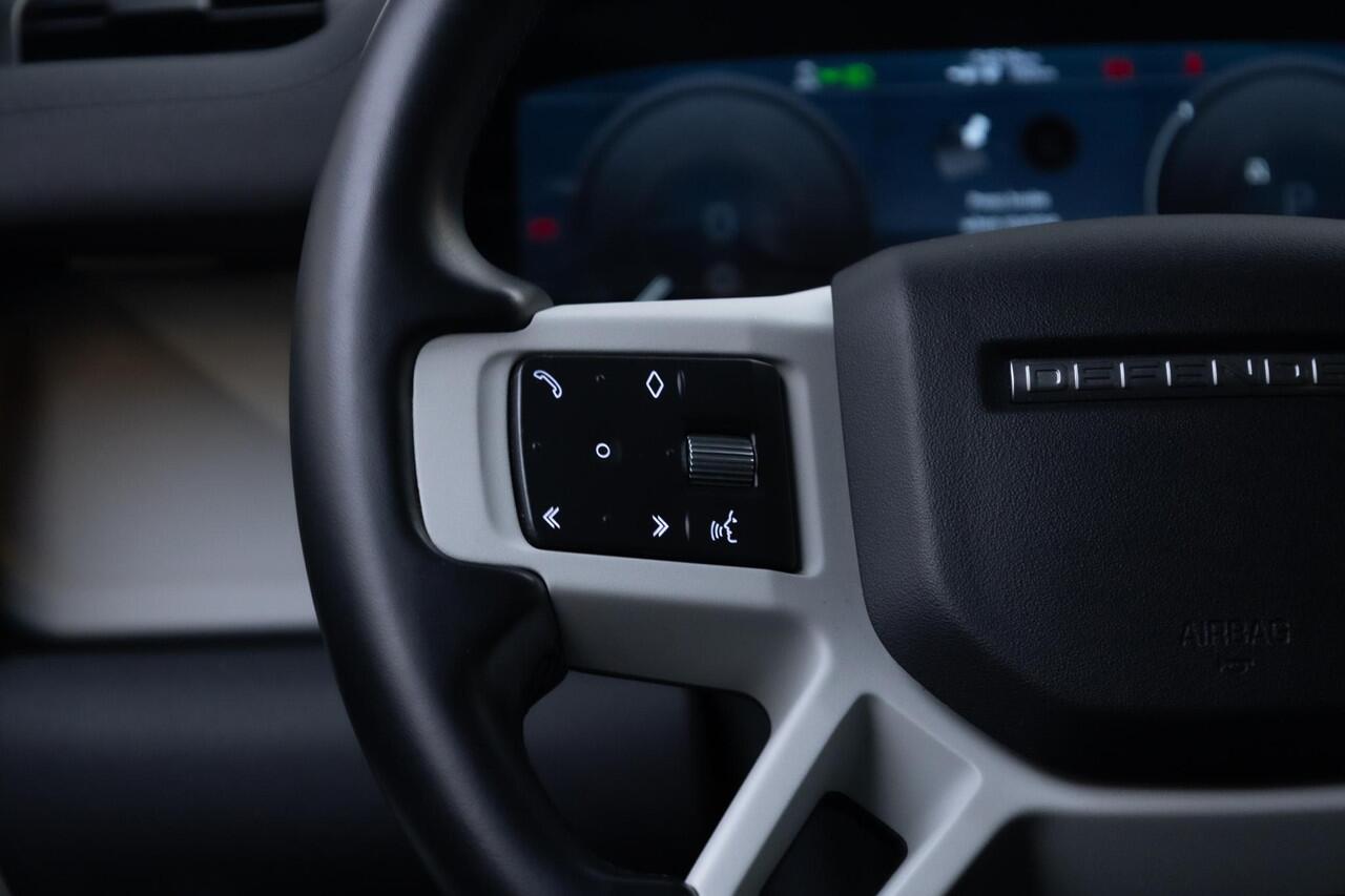 Land Rover DEFENDER 110 2.0 P400e 110 SE