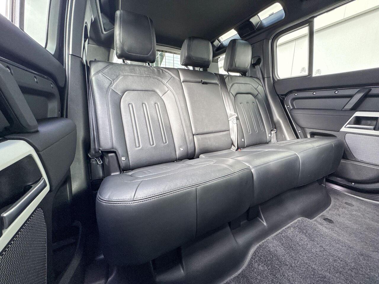 Land Rover DEFENDER 110 2.0 P400e 110 Urban pakket