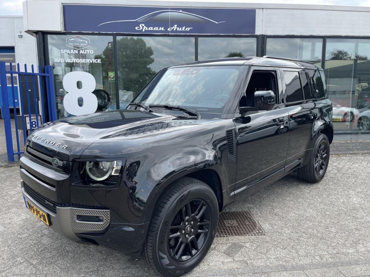 Land Rover DEFENDER 3.0 D200 110 MHEV l Grijskenteken l Leer l 3 stoelen