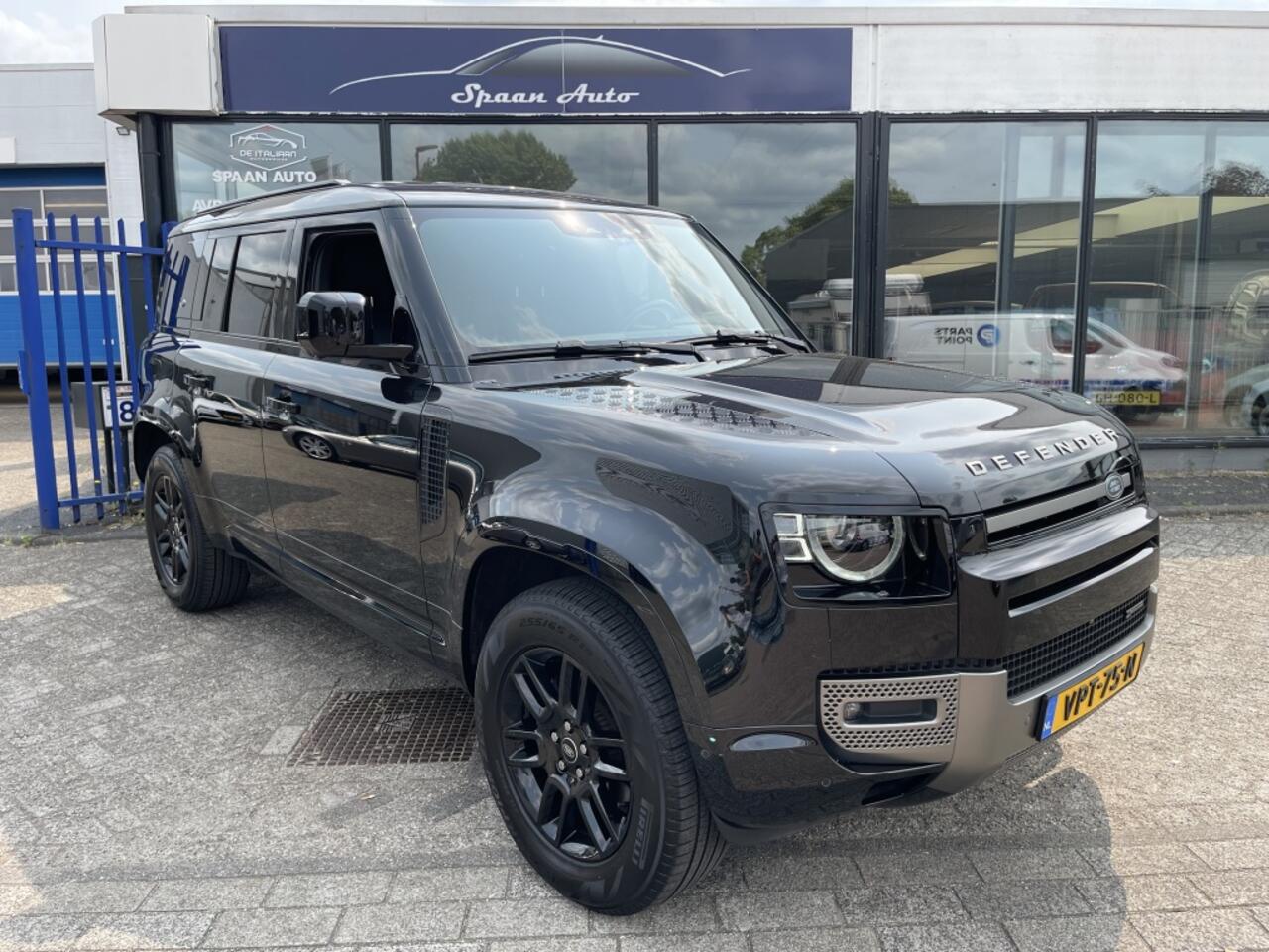 Land Rover DEFENDER 3.0 D200 110 MHEV l Grijskenteken l Leer l 3 stoelen