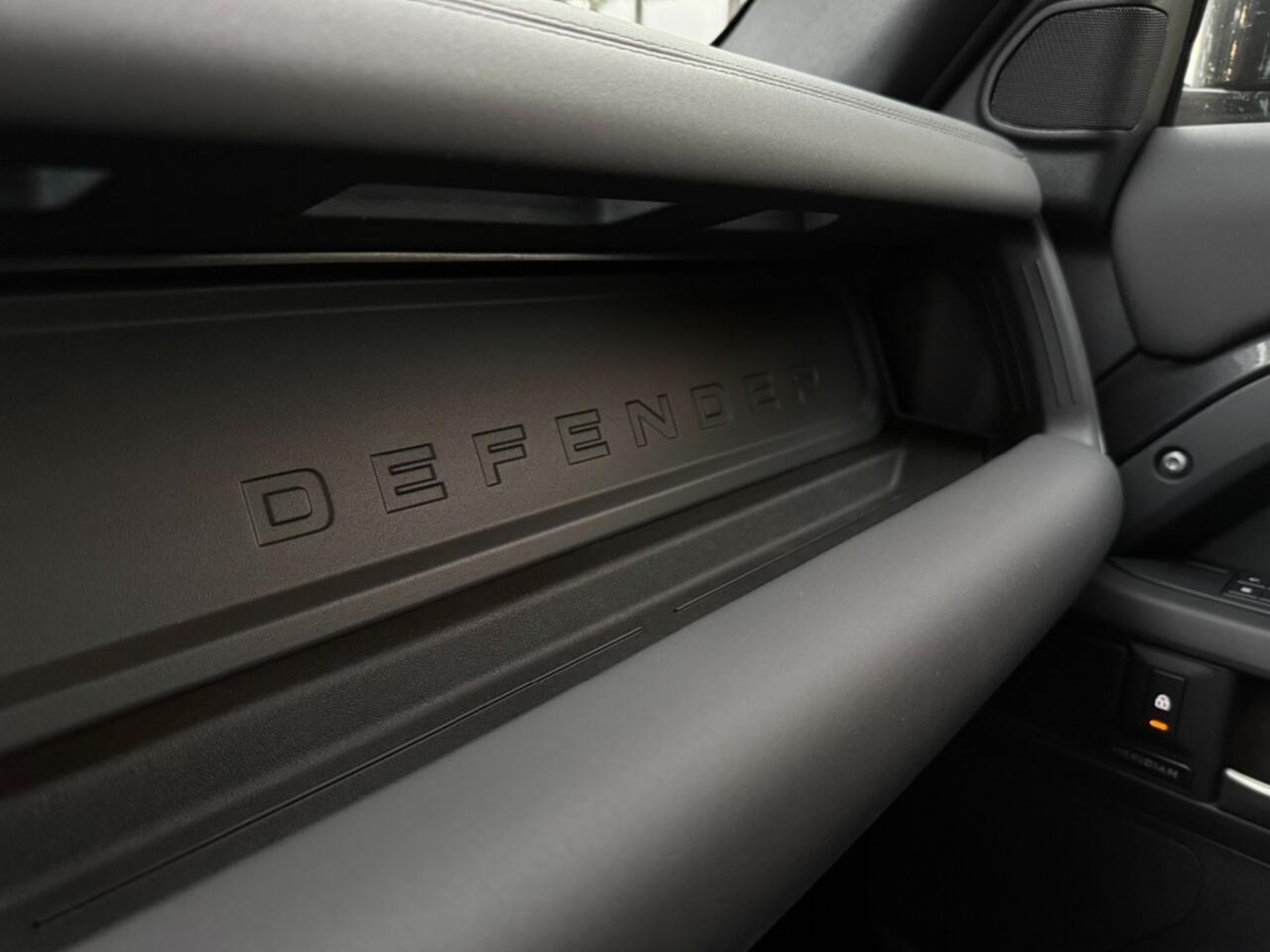 Land Rover DEFENDER 110 P400e X-Dynamic SE ACC/Head-up/trekh/cold climate/5jrgarantie/Panoramadak