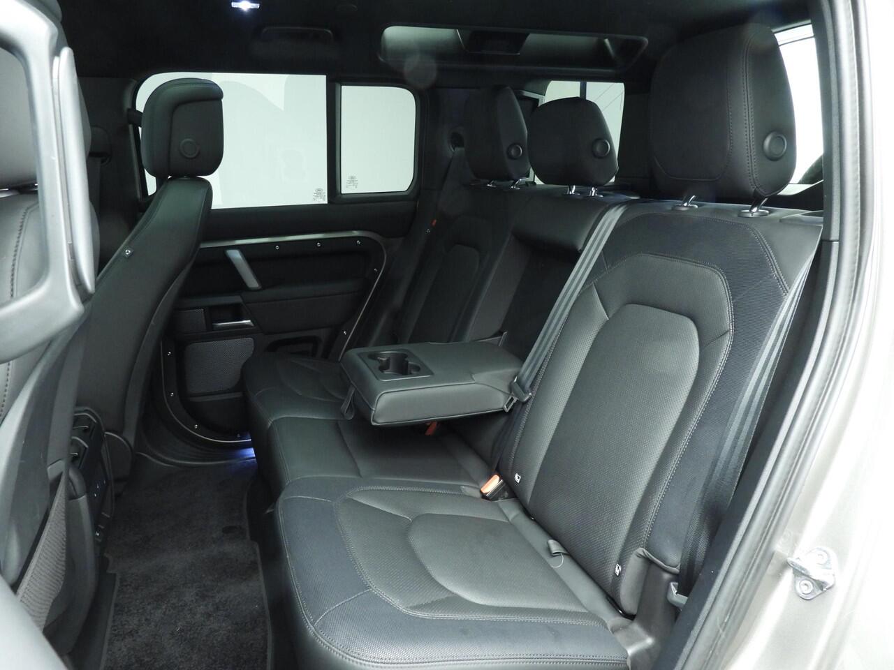 Land Rover DEFENDER 110 2.0 P400e 110 X-Dynamic HSE | Trekhaak | Pano | 22"