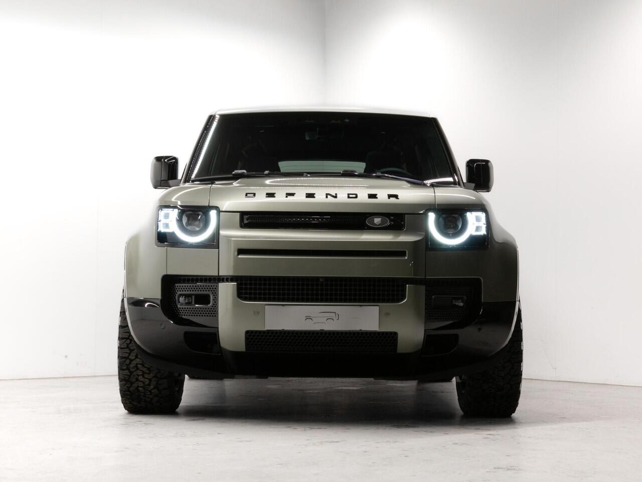 Land Rover DEFENDER 110 2.0 P300e 110 X-Dynamic HSE HERITAGE