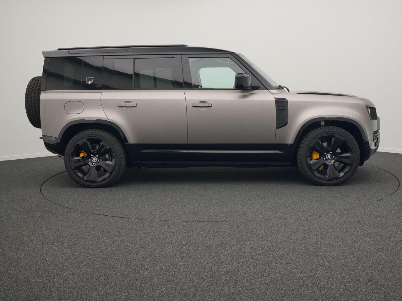 Land Rover DEFENDER P300e 110 X-Dynamic HSE