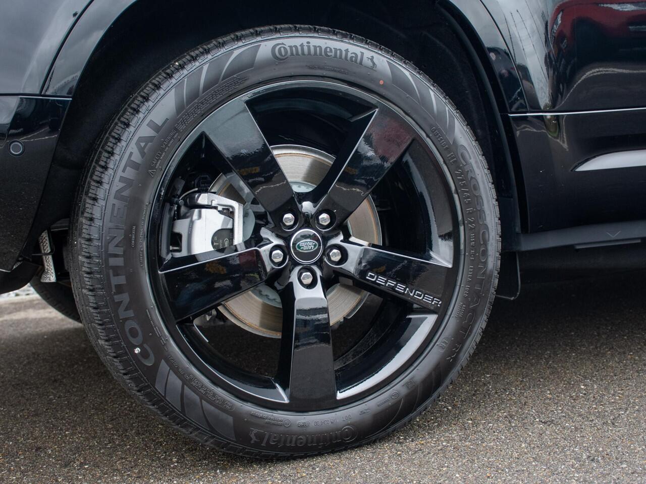 Land Rover DEFENDER 110 2.0 P300e 110 X-Dynamic HSE l NP ¤127.050 l Torque vectoring l Schuif-/kantel Panorama dak l Standkachel l 22 Inch