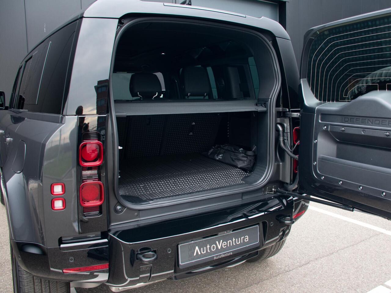 Land Rover DEFENDER 110 2.0 P300e 110 X-Dynamic HSE Trekhaak l Schuif-/kantel Panorama dak l Black Pack l Torque vectoring l Wheelcover l 20 Inch l