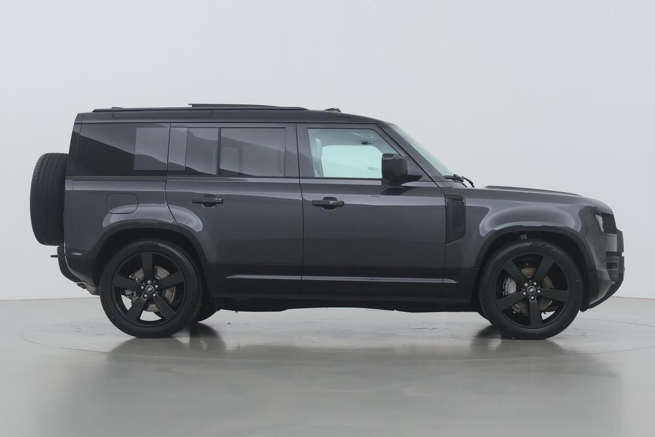 Land Rover DEFENDER P300e 110 X-Dynamic HSE | Black Pack | ClearSight | Meridian Surround | 22 Inch | Trekhaak | ACC
