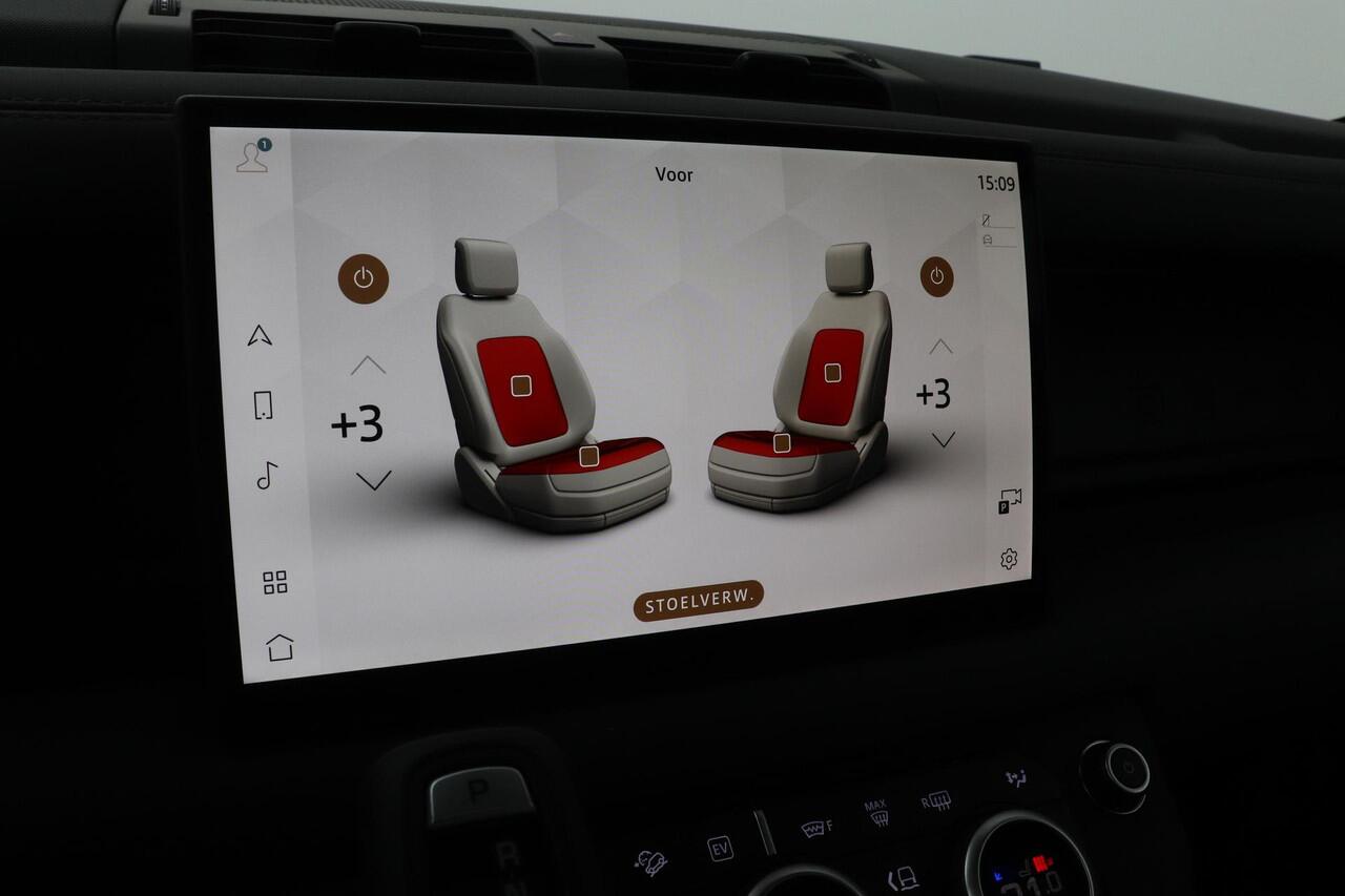 Land Rover DEFENDER P300e 110 X-Dynamic HSE | Black Pack | ClearSight | Meridian Surround | 22 Inch | Trekhaak | ACC