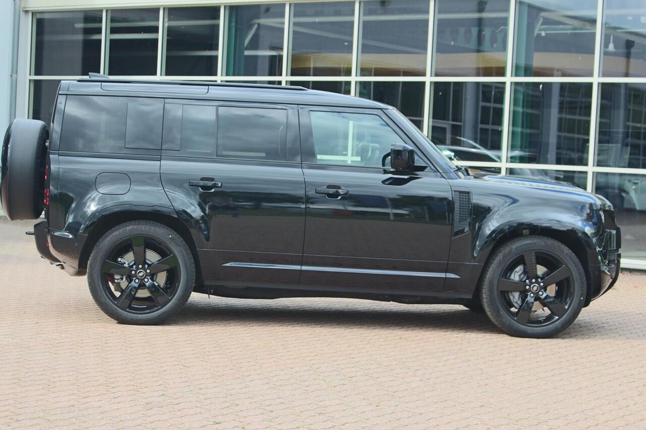 Land Rover DEFENDER 110 2.0 P300e 110 X-Dynamic HSE