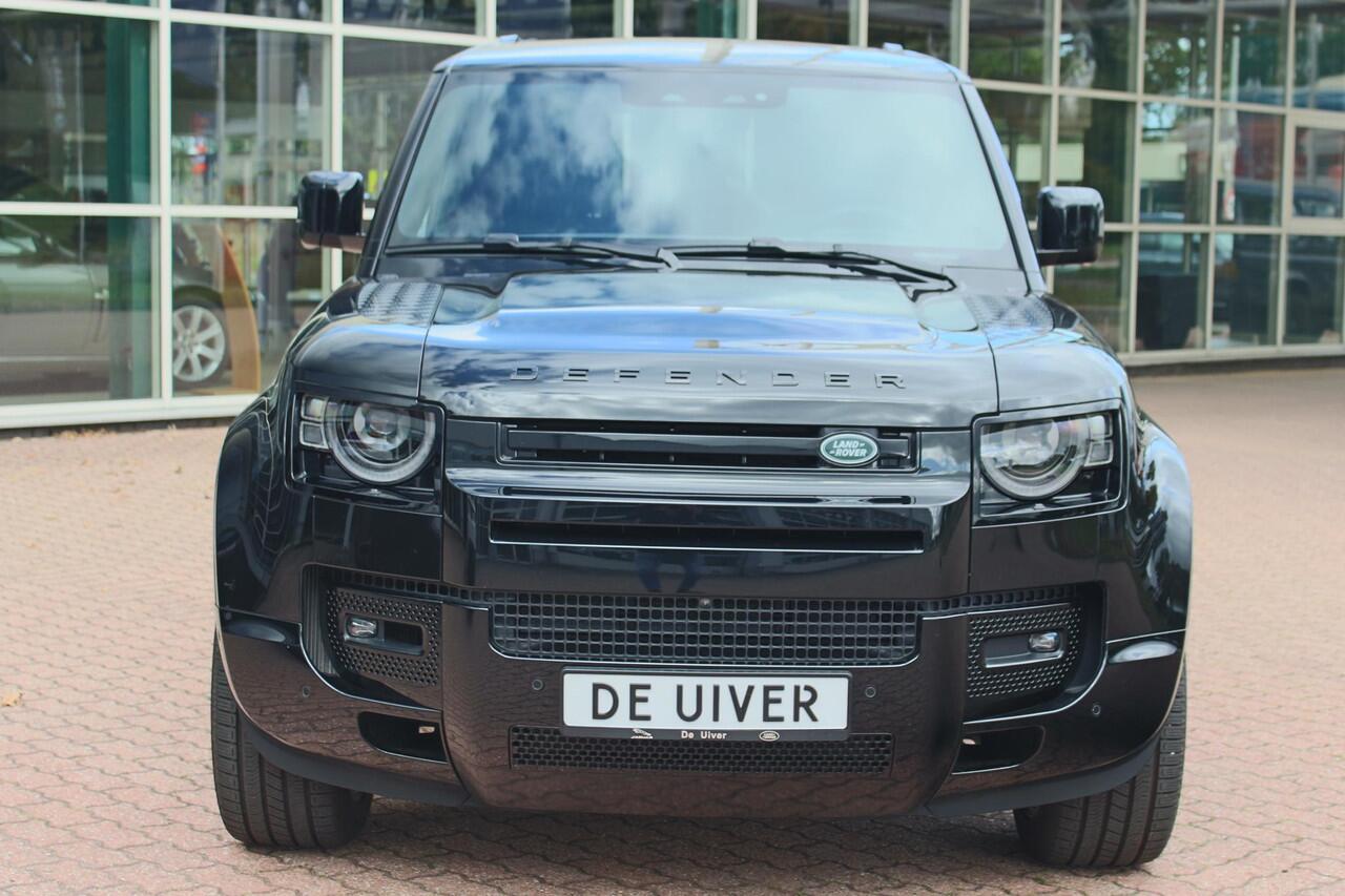 Land Rover DEFENDER 110 2.0 P300e 110 X-Dynamic HSE