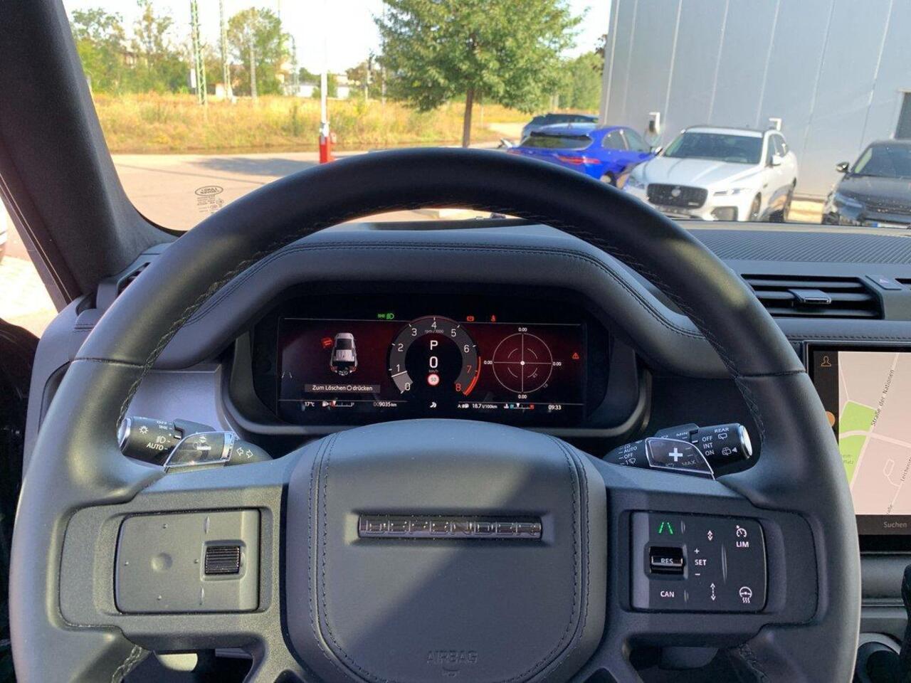 Land Rover DEFENDER 110 4.4 P635 110 Octa