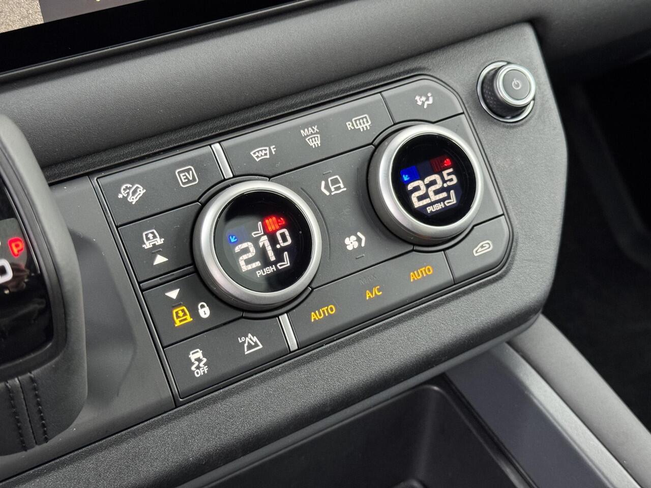 Land Rover DEFENDER P300e 110 X-Dynamic SE