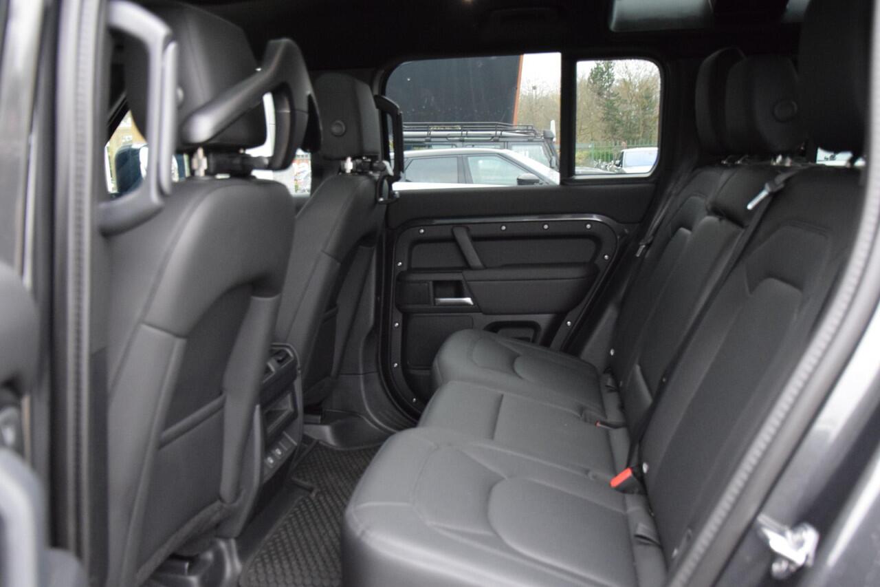 Land Rover DEFENDER 110 P300e 110 S | Panorama | Urban 22''