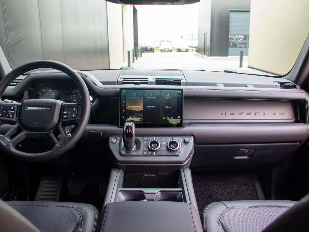 Land Rover DEFENDER 110 2.0 P300e 110 X-Dynamic HSE MY2026 | 24'' | PPF af-fabriek | Treelanken | Black Pack | Spoiler |