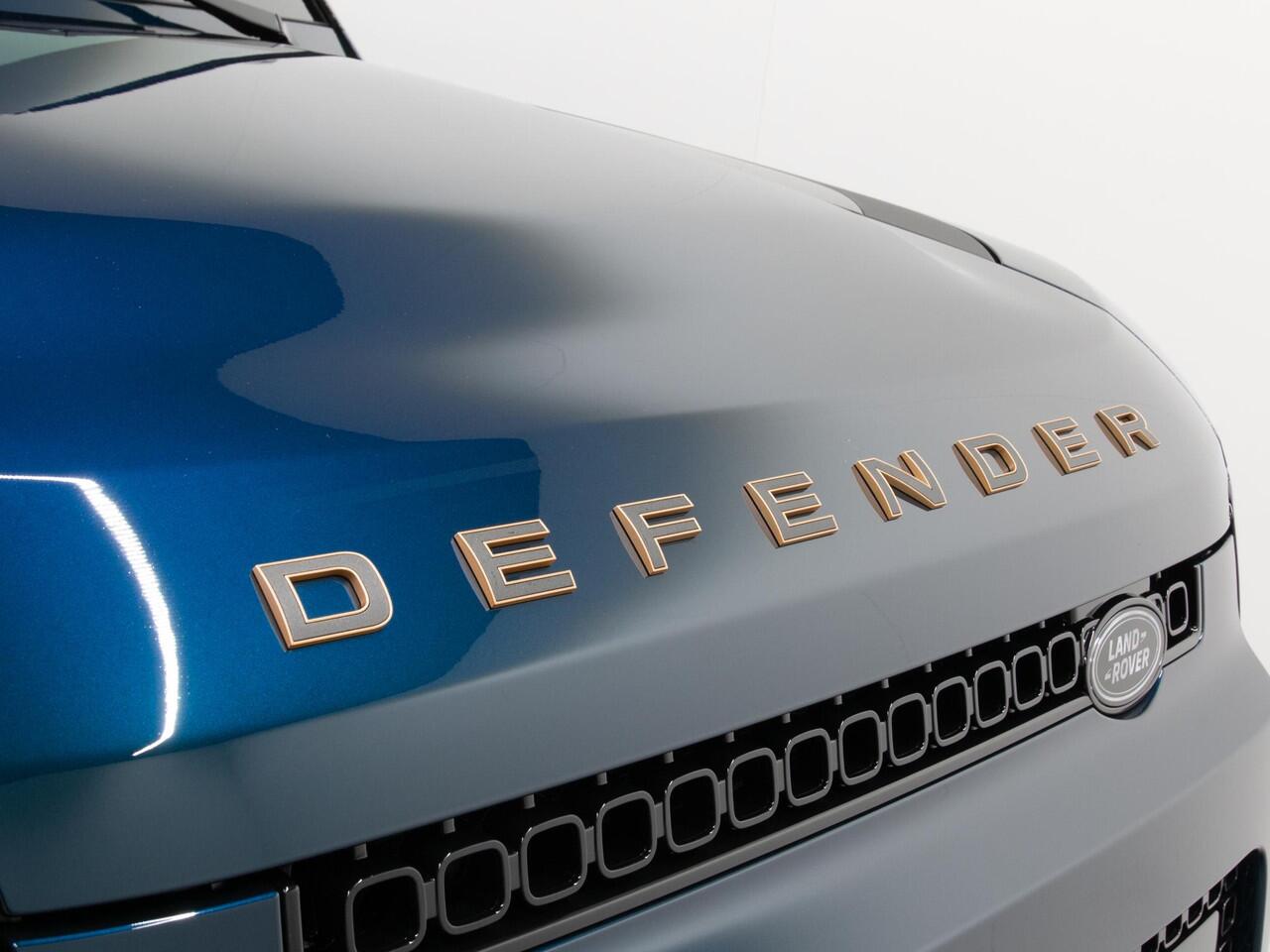 Land Rover DEFENDER 110 4.4 P635 110 Octa