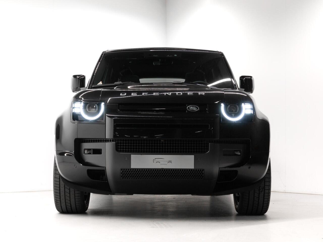Land Rover DEFENDER 2.0 P300e 110 Dynamic SE Edition