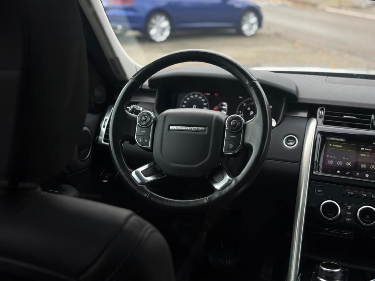 Land Rover DISCOVERY 3.0 V6 HSE GRIJS KENTEKEN 2 PERS TREKHAAK 3500KG