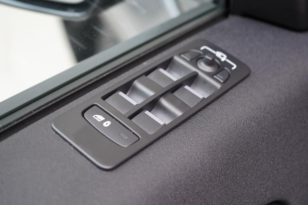 Land Rover DISCOVERY SPORT P300e 1.5 309pk R-Dynamic | Leder | Panoramadak | Memory | Premium sound |