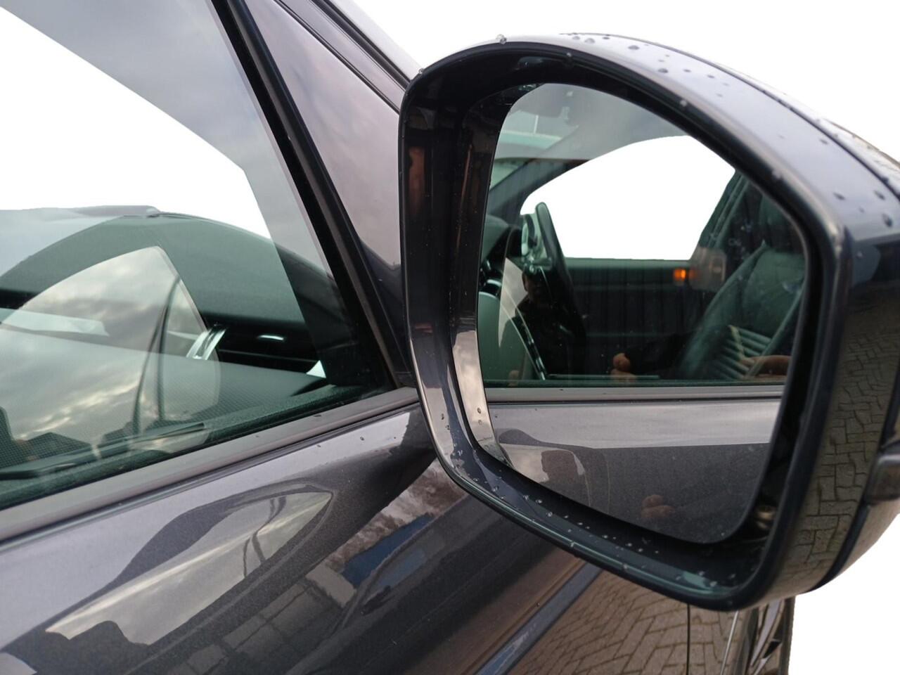 Land Rover DISCOVERY SPORT P300e 1.5 R-Dynamic S | MERIDIAN | PANO-DAK| 20"VELGEN | DEALER ONDERHOUDEN |