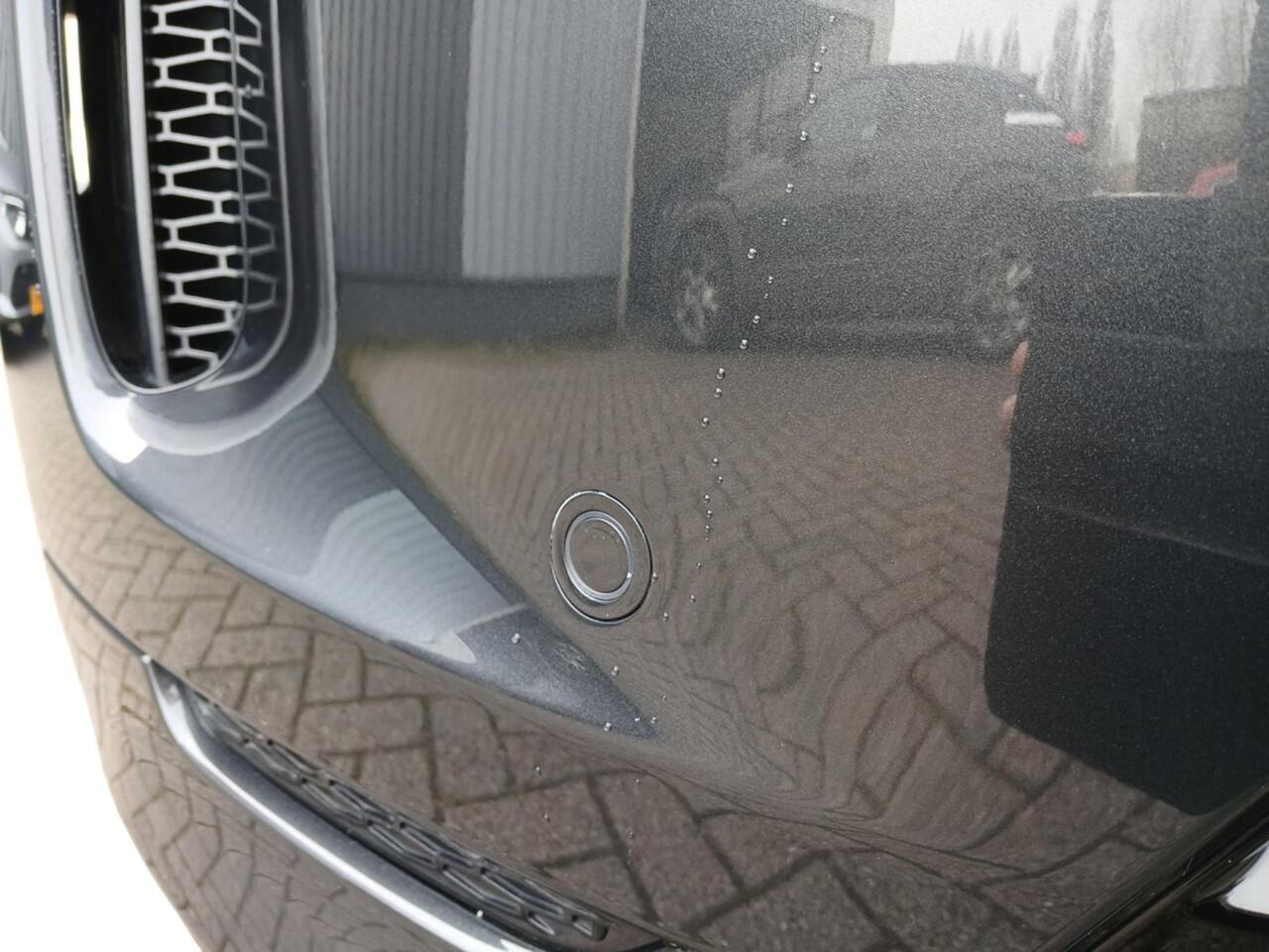 Land Rover DISCOVERY SPORT P300e 1.5 R-Dynamic S | MERIDIAN | PANO-DAK| 20"VELGEN | DEALER ONDERHOUDEN |