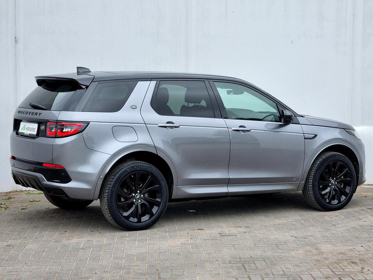Land Rover DISCOVERY SPORT P300e 1.5 R-Dynamic SE Automaat / Dealer onderhouden / Panoramadak / Historie aanwezig / Elektr. Achterklep / Rondomzicht Camera / Navigatie / Cruise Control Adaptief /