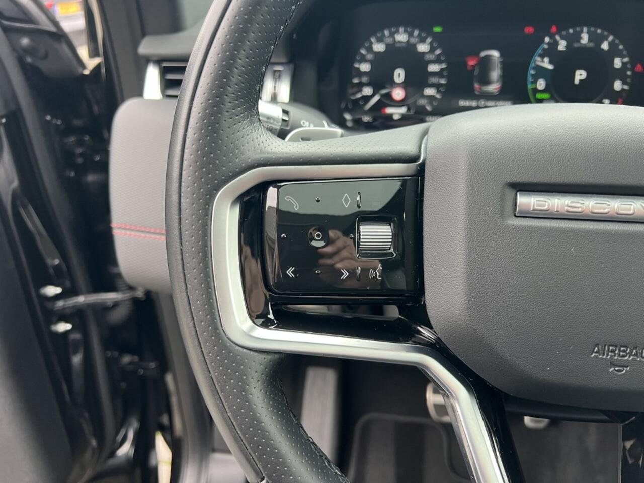 Land Rover DISCOVERY SPORT P300E R Dynamic SE AWD Black Pano 360