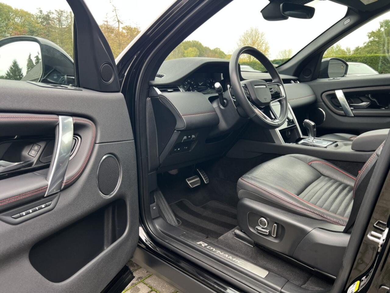 Land Rover DISCOVERY SPORT P300E R Dynamic SE AWD Black Pano 360