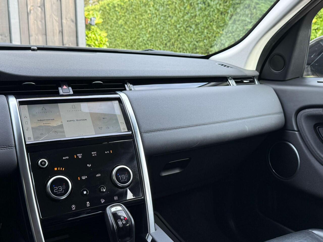 Land Rover DISCOVERY SPORT P300e 1.5 S Trekhaak 360 camera