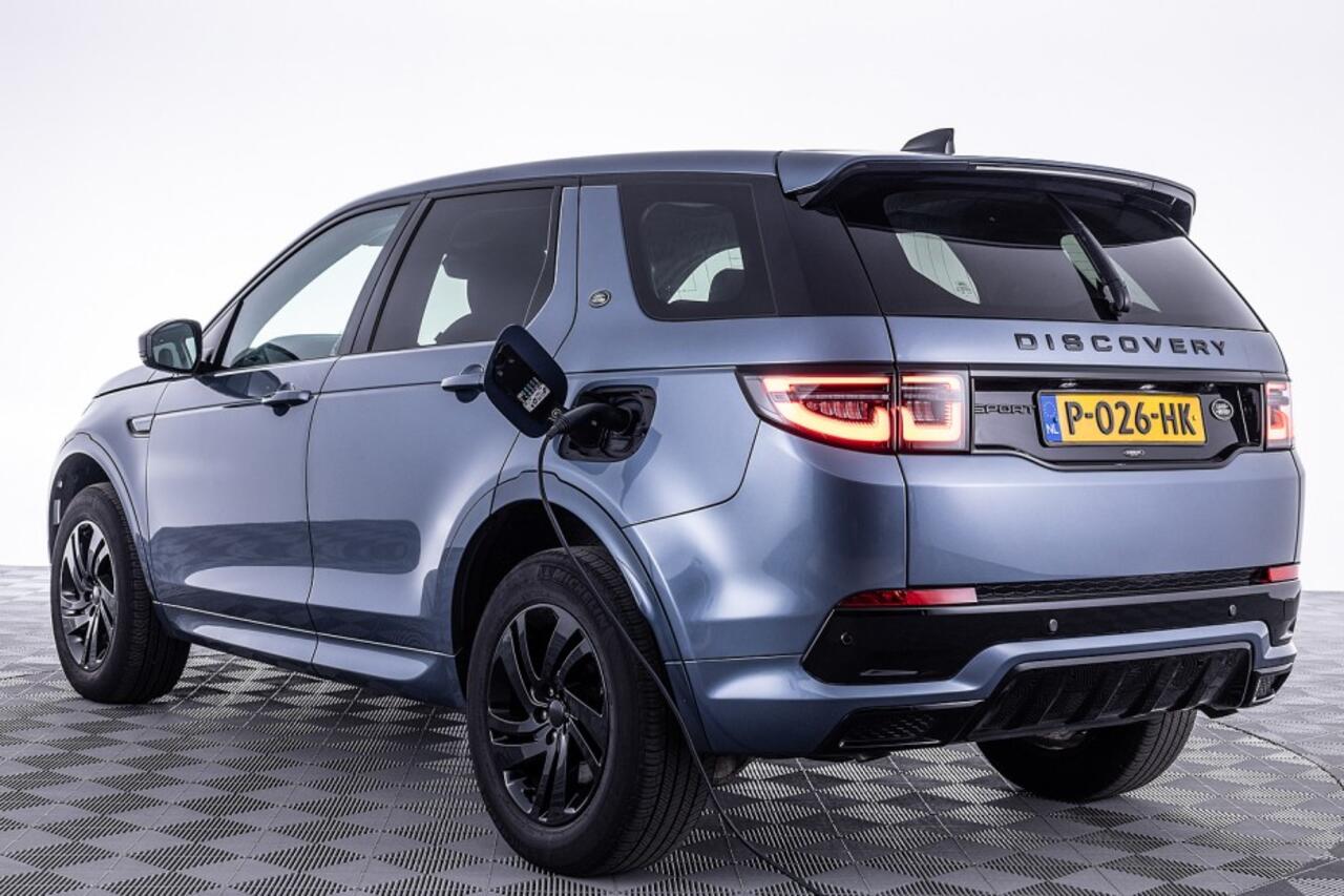 Land Rover DISCOVERY SPORT P300e 1.5 R-Dynamic SE PHEV Automaat | PANORAMA | Camera ? 1e Eigenaar