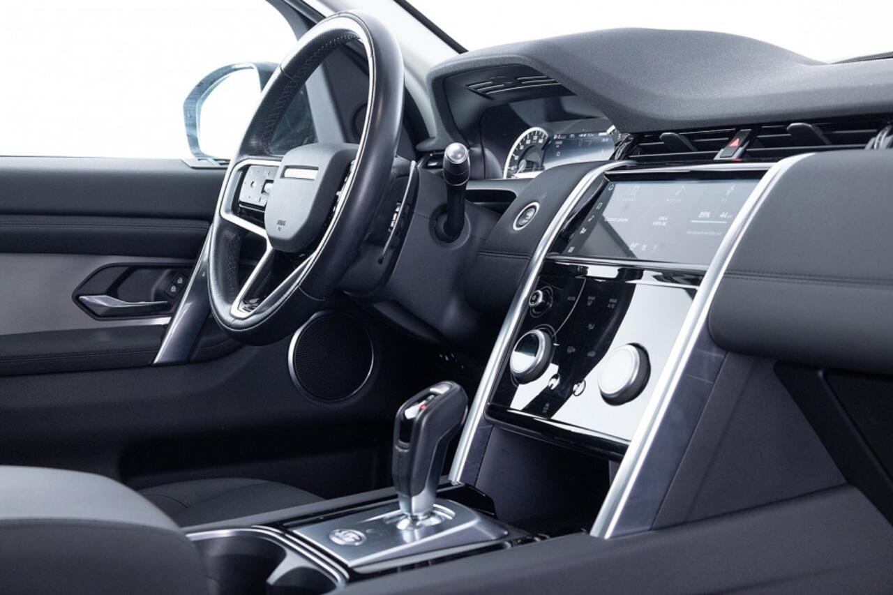 Land Rover DISCOVERY SPORT P300e 1.5 R-Dynamic SE PHEV Automaat | PANORAMA | Camera ? 1e Eigenaar