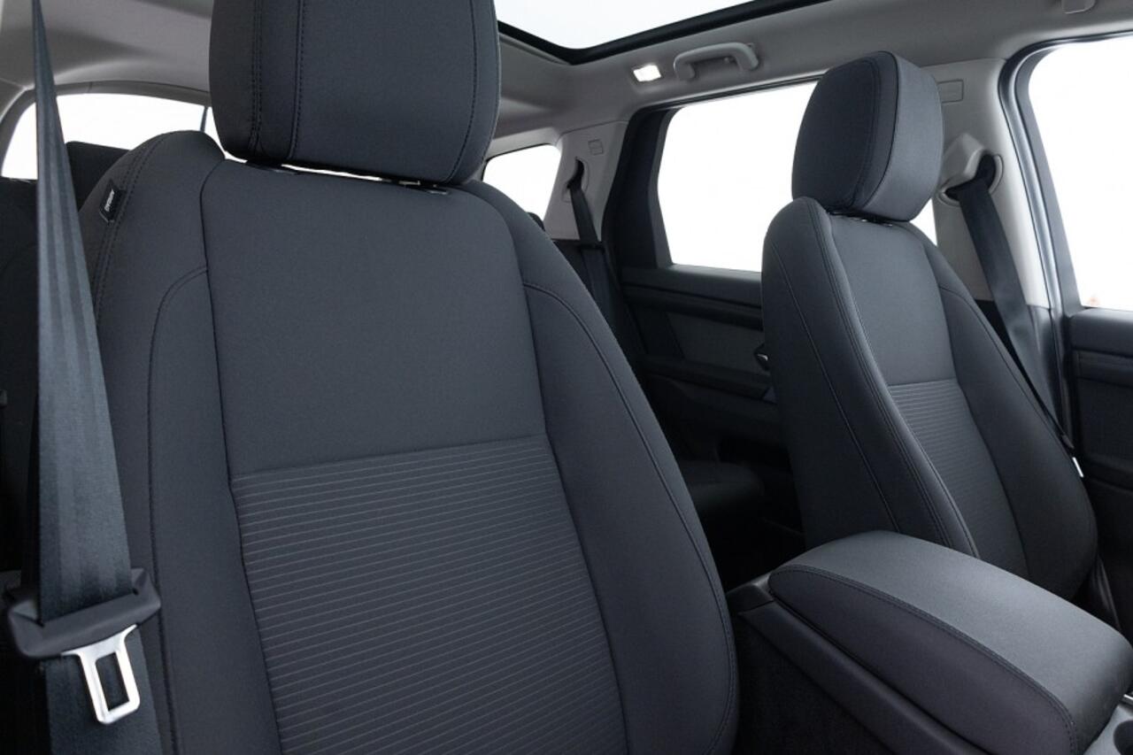 Land Rover DISCOVERY SPORT P300e 1.5 R-Dynamic SE PHEV Automaat | PANORAMA | Camera ? 1e Eigenaar