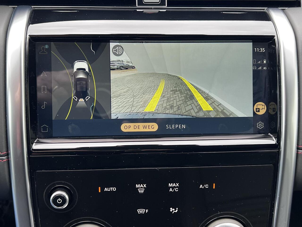 Land Rover DISCOVERY SPORT P300e 1.5 R-Dynamic HSE AWD PHEV / Dealer onderhouden / Panorama dak / Afn. trekhaak 1.600 kg / CCS snelladen / Design Pack / 20" LM wielen + all season banden /