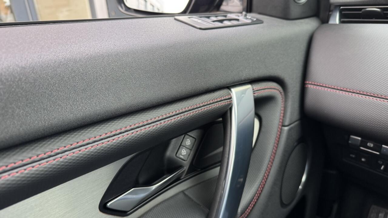 Land Rover DISCOVERY SPORT P300e R-Dynamic | Pano | Leer | Camera