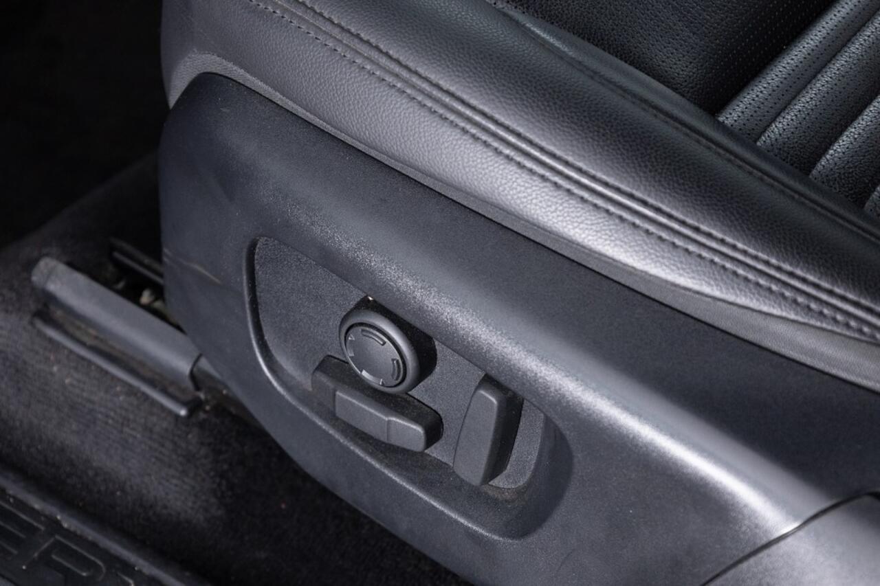 Land Rover DISCOVERY SPORT 1.5 P300e PHEV S | LEDER | Meridian Audio