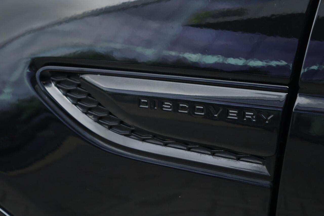 Land Rover DISCOVERY SPORT P300e 1.5 R-Dynamic HSE Pano / Meridian