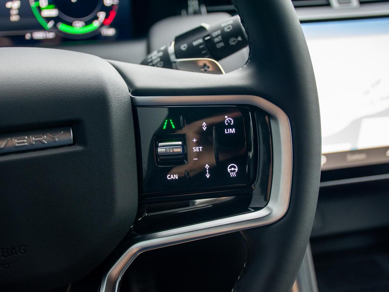 Land Rover DISCOVERY SPORT 1.5 P270e PHEV Dynamic SE | Trekhaak | Pano dak | Keyless | Adapt. cruise | Stoelverwarming | Memory seats | 360 Camera | Meridian Surround | Npr. 80.838 euro