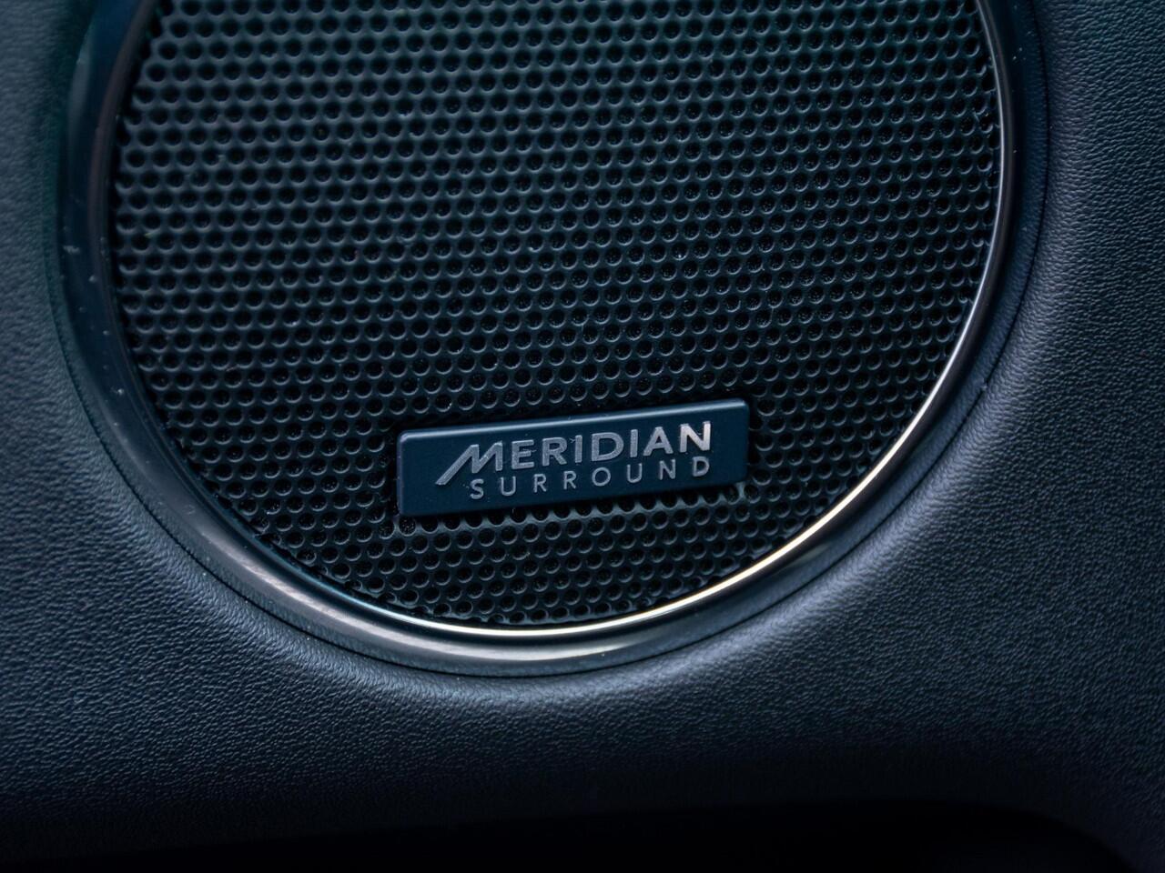 Land Rover DISCOVERY SPORT 1.5 P270e PHEV Dynamic SE | Trekhaak | Pano dak | Keyless | Adapt. cruise | Stoelverwarming | Memory seats | 360 Camera | Meridian Surround | Npr. 80.838 euro