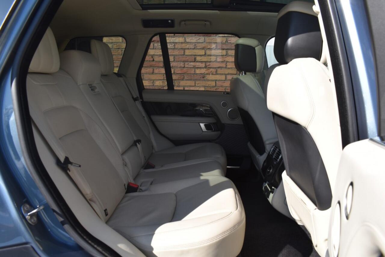 Land Rover RANGE ROVER 2.0 P400E AUTOBIOGR. Pano, Lane, Luchtvering