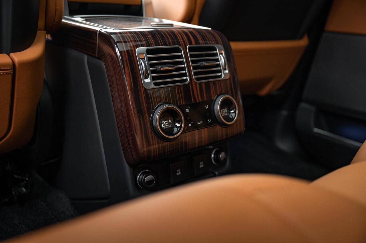 Land Rover RANGE ROVER 5.0 V8 SC LWB Autobiography 525pk | RearSeatEnt | Stnd Kachel | Meridian Signature | Panorama