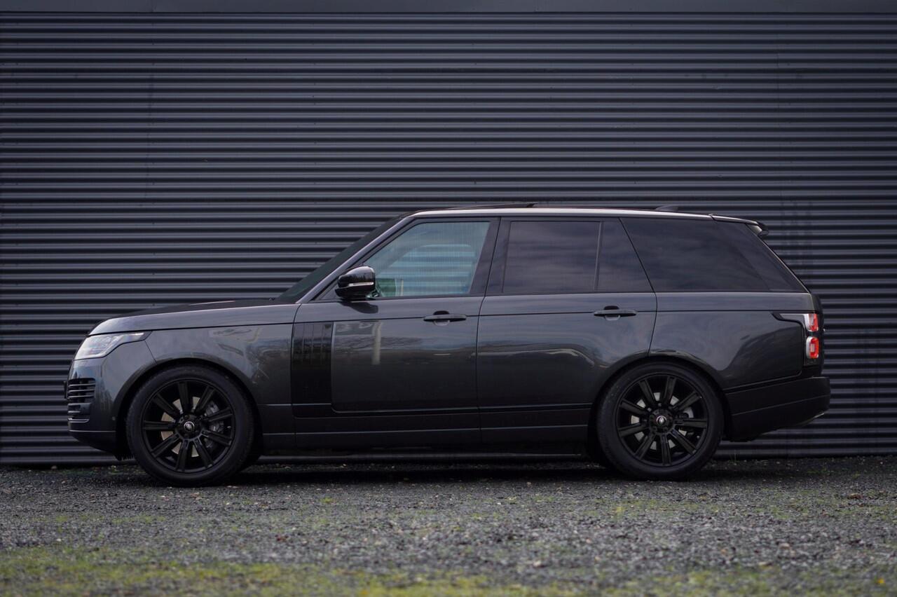 Land Rover RANGE ROVER P400e / Pano / Stoelklima / Carpathian Grey / Carplay